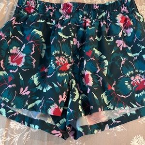 Adidas set of women’s shirt and shorts slightly worn